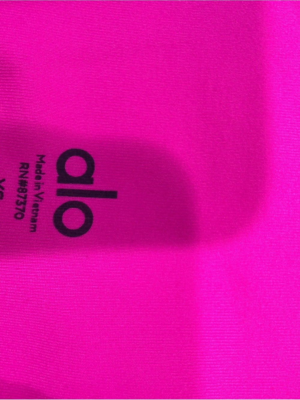 Alo Yoga High-Waist Airbrush Leggings in the vibrant Paradise Pink - Picture 2 of 4